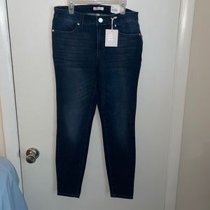 NWT!! Lauren Conrad Super Skinny Mid Rise Size 10